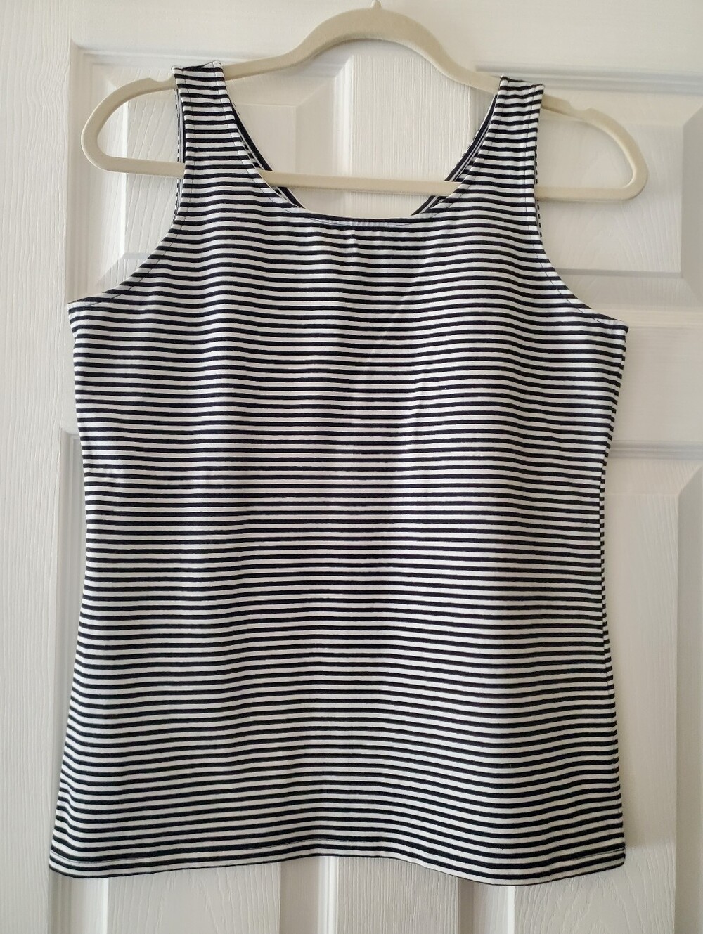 Talbots Black and White Striped Women's Tank Top - Medium